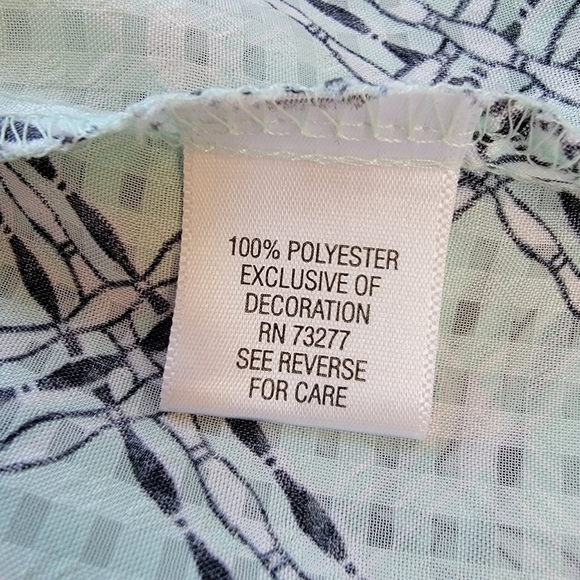 CROFT & Barrow Scoopneck Trellis Print Blouse Size L EUC - Picture 8 of 9